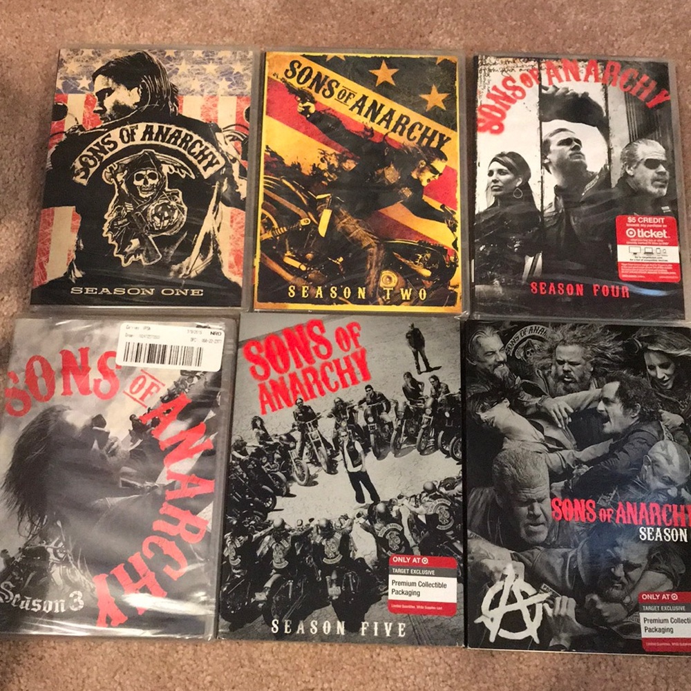 Sons of anarchy seasons 1-6. Never opened.